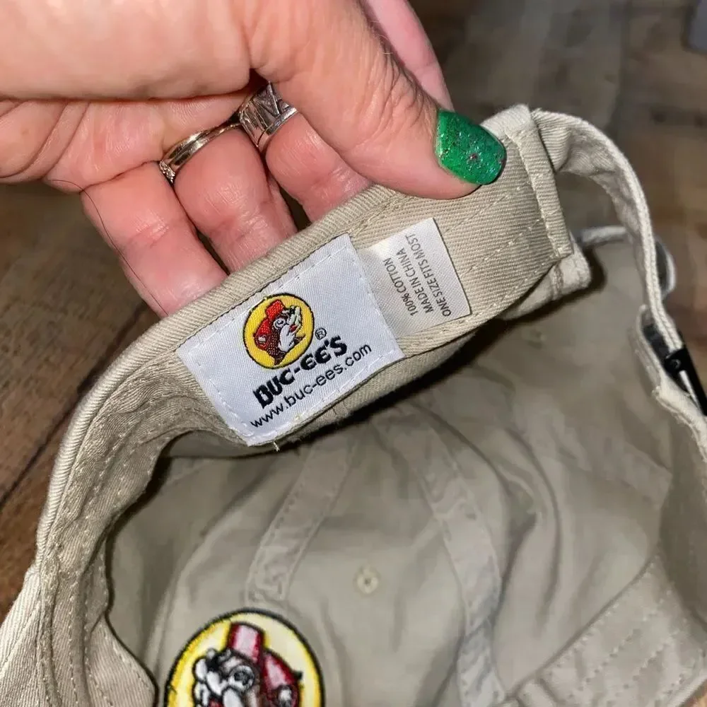 Adjustable khaki Buc-ee's baseball hat Bucees